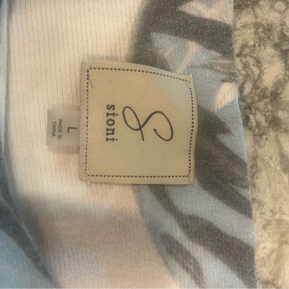 Women’s sweater. Sz L - Picture 3 of 5